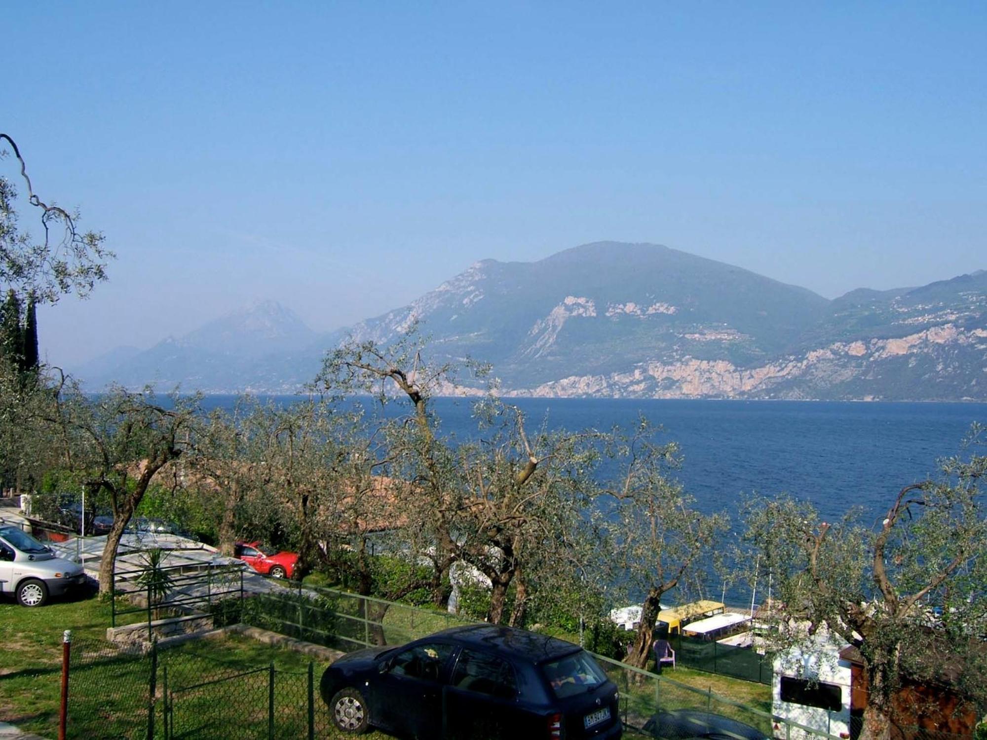Aquacamp Hotel Brenzone sul Garda Eksteriør billede