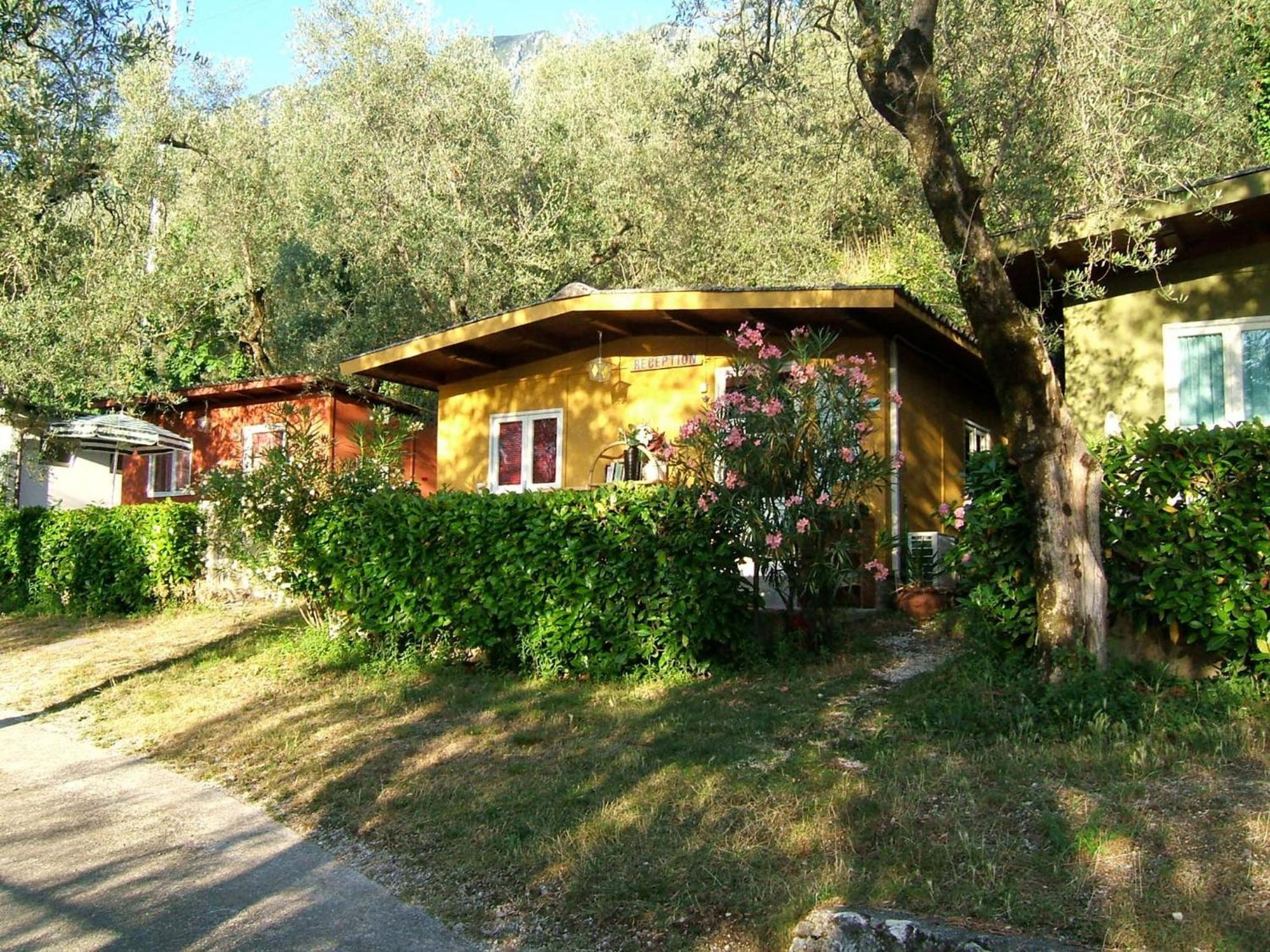 Aquacamp Hotel Brenzone sul Garda Eksteriør billede